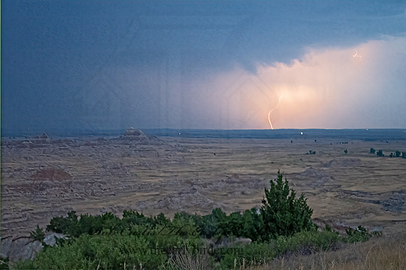Badlands National Park  LIGHTNING 6036649z