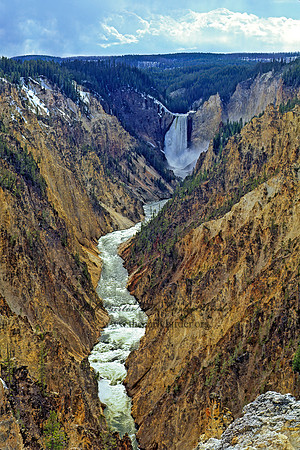 YELLOWSTONE FALLS 134207z
