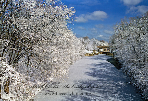 Wilmette - Chicago River 287406z