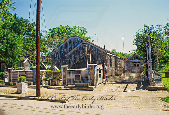POP TAB HOUSE 186611z