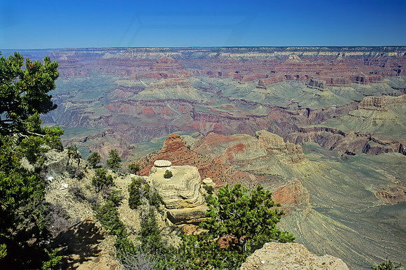 GRAND CANYON OVERLOOK 120818z