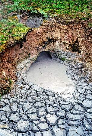 MUD POT 133628z