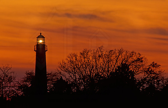 CAPE MAY LIGHTHOUSE 158334z